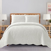 Parure de lit trois pièces classique en tissu de soie matelassé brodé tridimensionnel, couleur unie, drap-housse chaud double face