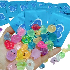 Bolsas Sorpresa de Figuras de Animales en Miniatura Pintadas a Mano que Brillan en la Oscuridad 2026: Patos, Tortugas y Más, Estilos Variados, DIY, Navidad - Product Image 1
