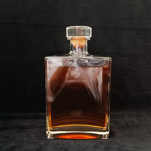 Botella de Vidrio para Licores Personalizada OEM ODM, Botella de Vidrio Vacía Económica de 750 ml para <span class=keywords><strong>Vodka</strong></span> Braddy con Muestras Gratis - Product Image 4