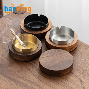 Ceniceros Creativos Ehanking con Tapa de Madera de Nogal, Cenicero de Acero Inoxidable Resistente al Viento para Fumar en la Oficina o el Hogar - Product Image 1