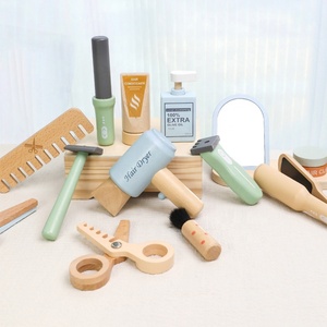 Ensemble de jeu de <span class=keywords><strong>salon</strong></span> de coiffure en bois, kit de jeu de rôle de coiffeur et de barbier pour enfants avec sac de <span class=keywords><strong>rangement</strong></span>, accessoires de beauté pour tout-petits - Product Image 2