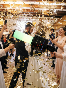 Fabrieksdirect 20W Handheld LED <span class=keywords><strong>CO2</strong></span> Confettikanon IJzer RGB 3-in-1 voor Disco Party Bruiloft Festival - Product Image 5