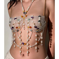 Harnais de corps fait main style sirène, orné de pierres précieuses colorées, de perles et de pampilles en cristal, avec chaîne de soutien-gorge intégrée, idéal pour tenue de rave
