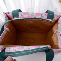 Sac fourre-tout imperméable à motif floral écossais, taille moyenne, doublure en tissu TC, taille personnalisable pour les trajets quotidiens et les repas.