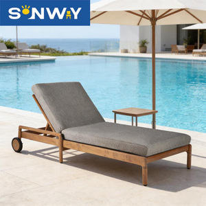 Chaise longue de plage en bois de luxe pour l'extérieur avec dossier réglable, coussin et roulettes pour villa, parc, hôtel, plage, <span class=keywords><strong>piscine</strong></span> - Product Image 1
