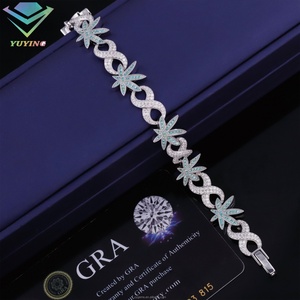 Bracelet cubain en argent 925 plaqué or blanc avec diamant moissanite VVS de forme feuille verte, design personnalisé, pour cadeau, bijoux fins - Product Image 3