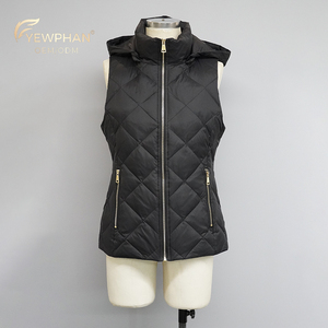 Custom Black Puffer Vest Women Designer Sleeveless Down Jacket Diamond Quilted Padded Gilet