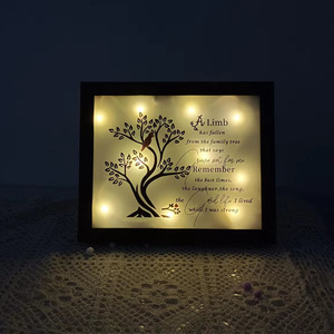 Regalo di grazia in legno Led Memorial Shadow Box 8x10 regali commemorativi per la famiglia e gli amici cornice per foto a Led per natale - Product Image 4