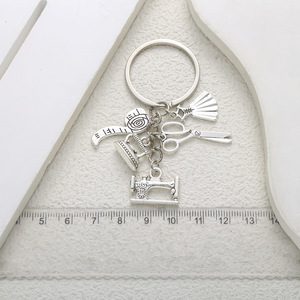 Machine à coudre ciseaux ruban à mesurer <span class=keywords><strong>jupe</strong></span> de ballet porte-clés pendentif accessoires bricolage Mobile chaîne <span class=keywords><strong>portefeuille</strong></span> pendentif - Product Image 5
