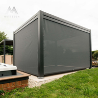 Pergola moderne motorisée en aluminium avec persiennes, imperméable, à fixation murale, auvent de terrasse pour clôture extérieure de jardin