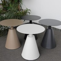 Table d'appoint extérieure multicolore à base conique, design contemporain, structure en aluminium, pour patio, jardin, café - Garantie 1 an