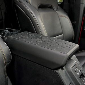 Ford Bronco için LUMA 4x4 2/4 kapı 2021-2024 Off-Road aksesuarları popüler tarzı TPE kauçuk merkezi konsol kolçak kapak - Product Image 6