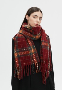Cadeau de couple festif de luxe Zifeng OEM avec glands châle en cachemire écharpe rouge de Noël à carreaux rétro - Product Image 4