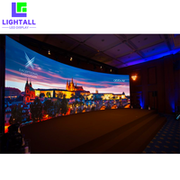 3x2m Indoor/Outdoor LED-Videowand P3.91 Vollfarbige Matrix IP65 Hohe Helligkeit Angepasste Animationsgrafiken Ausstellungshalle