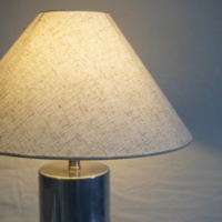Wholesale Modern Iron Table Lamp with Fabric Shade Minimalist Bedside Desk Nightstand Light for Home Hotel