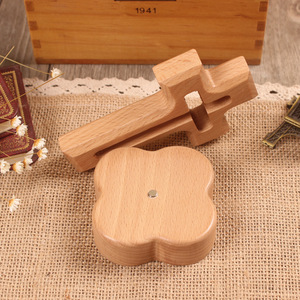 รับผลิตชิ้นส่วนไม้บีชด้วยเครื่อง CNC แบบขายส่ง ผลิตชิ้นส่วนไม้ตามสั่ง งานกลึงความแม่นยำ 5 แกน สำหรับของเล่นและของตกแต่ง - Product Image 1