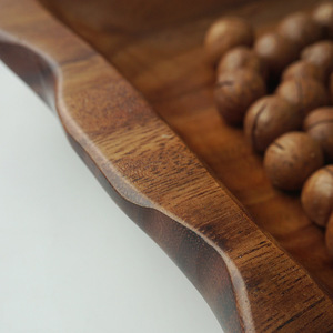 Plateau de service en bois de noyer, forme irrégulière, vaisselle en bois massif pour plateau de fromages et charcuterie, style nordique - Product Image 3