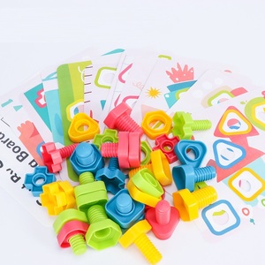 Gioco Educativo Montessori con Ingranaggi e Forme Geometriche, Blocchi Impilabili con Carte Abbinabili per Bambini in Età Prescolare - Product Image 4