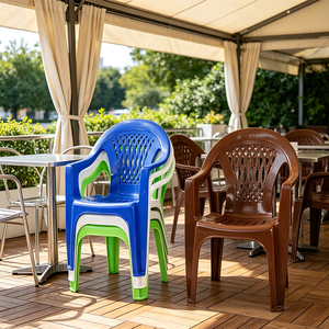 Sedia da Pranzo in Plastica Personalizzabile all'Ingrosso, Design Moderno e Minimalista per Arredamento Flessibile, Ideale per Riunioni in Giardino - Product Image 5