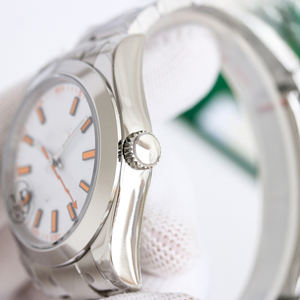 Reloj de Alta Calidad con Caja y Correa de Acero Inoxidable, Movimiento Mecánico Totalmente Automático, Apto para Múltiples Ocasiones - Product Image 2