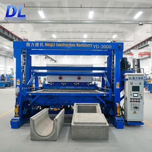 Machine de formage par vibration multifonctionnelle pour la production de tuyaux en béton en forme de U, de tranchées et de gaines de drainage - Product Image 1