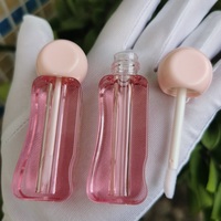 CY309 Faible MOQ Dernier modèle 2,5 ml Tube de brillant à lèvres rose unique et mignon Tubes de brillant à lèvres vides personnalisés en stock