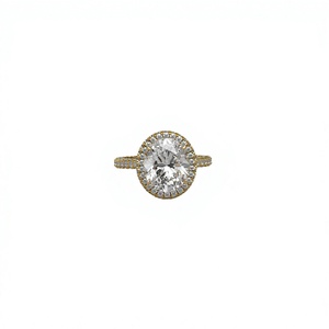 Bague de fiançailles de luxe plaquée or 18K 14K avec diamant ovale et halo pavé, et bague solitaire avec diamant de laboratoire taille brillant rond - Product Image 1