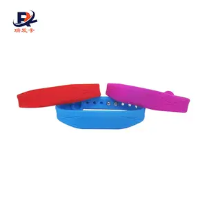 Barato impermeable 13,56 MHz NFC pulsera Rfid pulseras de silicona