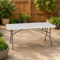 Table pliante en plastique de 6 pieds (180 cm) - Table de banquet en HDPE pour les fêtes, la restauration et les événements en plein air