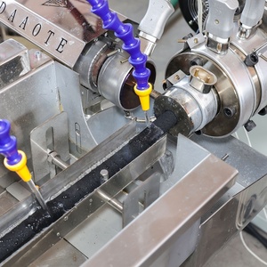 Machine d'extrusion de tubes flexibles pour la distribution d'eau en continu en caoutchouc recyclé - Product Image 5