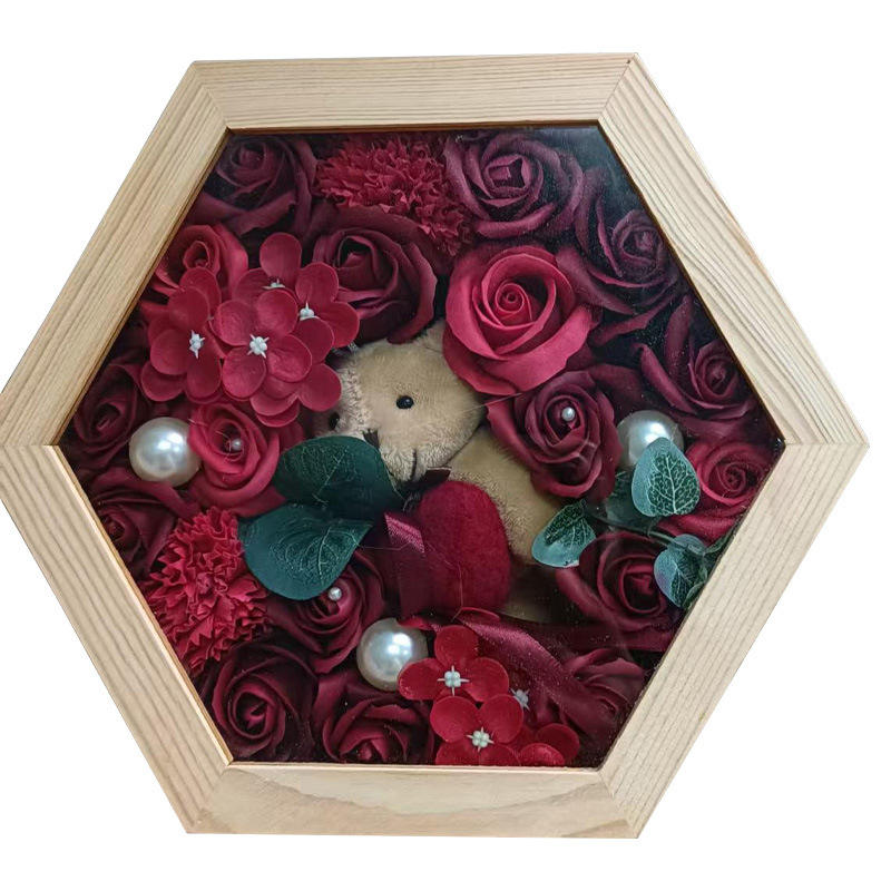 กล่องของขวัญหกเหลี่ยมลายกุหลาบ