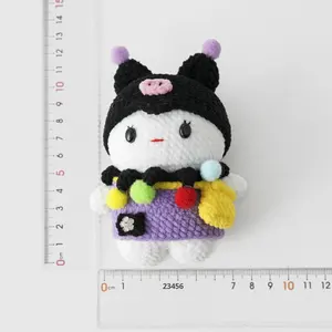 Graziosa Bambola di Coniglio all'Uncinetto in Stile Art Déco, Accessorio Trendy Fatto a Mano in Lana per Studenti - Product Image 4