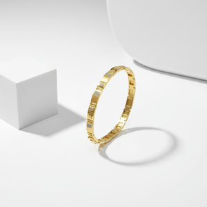 22K Yellow Gold Elegant Traditional and Modern Jewelry for Daily Wear <b>Mens</b> Bracelet with Textured Link Design Premium Finish - Product Image 2