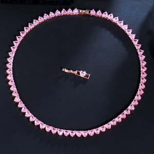 Gioielli di moda classico 5A Cubic Zirconia glassato Bling rosa cuore Cz collana da Tennis <span class=keywords><strong>per</strong></span> donna <span class=keywords><strong>uomo</strong></span> regalo di <span class=keywords><strong>san</strong></span> <span class=keywords><strong>valentino</strong></span> - Product Image 6
