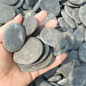 Vente en gros de galets peints à la main de la marque GCZ, ovales, plats, multicolores, créatifs, graffiti, art original sur pierre, pour aménagement paysager en DIY - Product Image 3