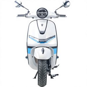 Pompe à carburant pour <span class=keywords><strong>scooter</strong></span> <span class=keywords><strong>50cc</strong></span> à moteur refroidi par liquide, sans frais, pour la livraison du dernier kilomètre - Product Image 3