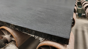 Superficie in pelle carabina Grey quarzite grandi lastre, quarzite brasiliana tavolo da pranzo nero, <span class=keywords><strong>lastra</strong></span> di <span class=keywords><strong>pietra</strong></span> <span class=keywords><strong>ollare</strong></span> in pelle nera - Product Image 2