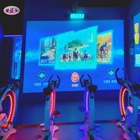 Solution de projection interactive de vélo en réalité augmentée avec affichage des classements de compétition en temps réel pour la course cycliste multijoueur dynamique