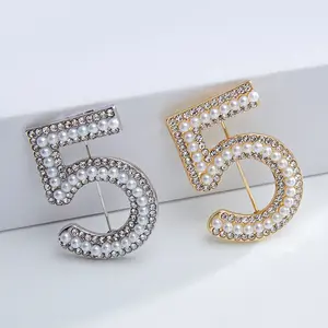 Kênh Thời Trang Trâm Cài Pin Cho Phụ Nữ Broches Trang Sức Thời Trang Ngọc Trai Rhinestone Ve Áo Pins Số 5 CC Trâm Cài Cho Đám Cưới