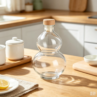 Bouteille en verre transparente en forme de gourde avec bouchon en polymère, carafe de qualité supérieure pour boissons et stockage