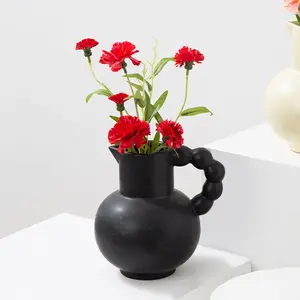 New Product Nordic Cream Ceramic Art Tabletop Vase Modern Home Decorations For Bedroom Flower Arrangements