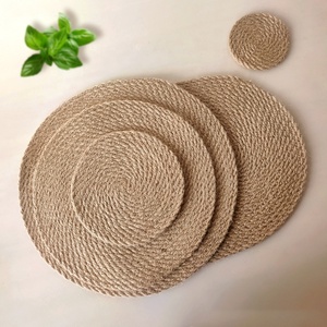 Vente en gros de sets de table en lin tressé double face, résistants à la chaleur et antidérapants, pour la décoration de la maison et des cafés - Product Image 2