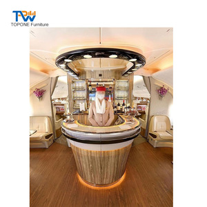 Il bellissimo bancone da bar personalizzato ricorda il bar della lounge di prima classe dell'aereo - Product Image 5
