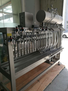Petite <span class=keywords><strong>Machine</strong></span> de remplissage de bouteilles de bière à <span class=keywords><strong>pression</strong></span> de comptoir à vendre - Product Image 3