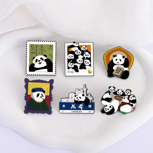 パンダ食べる竹とホットポットエナメルピン魅力的に素朴なパンダブローチかわいい漫画パンダラペルバッジ服ジュエリーギフト - Product Image 3