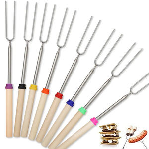 Juego de tenedor para asar malvavisco de acero inoxidable al por mayor, pincho de <span class=keywords><strong>kebab</strong></span> de doble palo de barbacoa extensible para barbacoa - Product Image 1