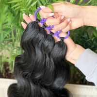 Cheveux humains brésiliens Remy vierges à 100 % en gros pour tresses, ondulations naturelles, cheveux au crochet, noir naturel, faible chute, sans nœuds