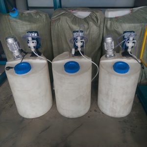 Sistema de Dosificación Química con Tanque de Plástico PE para Plantas de Tratamiento de Aguas Residuales MBBR/MBR con Biofiltro de Tratamiento de Aguas Residuales - Product Image 4