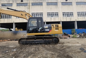 Excavatrice Premium CAT 320DL 20 tonnes, châssis d'origine, faible nombre d'heures, aucun réparation majeure, consommation de carburant économique, puissance élevée, en vente - Product Image 4