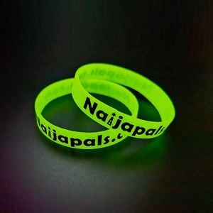 Pulsera de silicona luminosa personalizada - Product Image 2